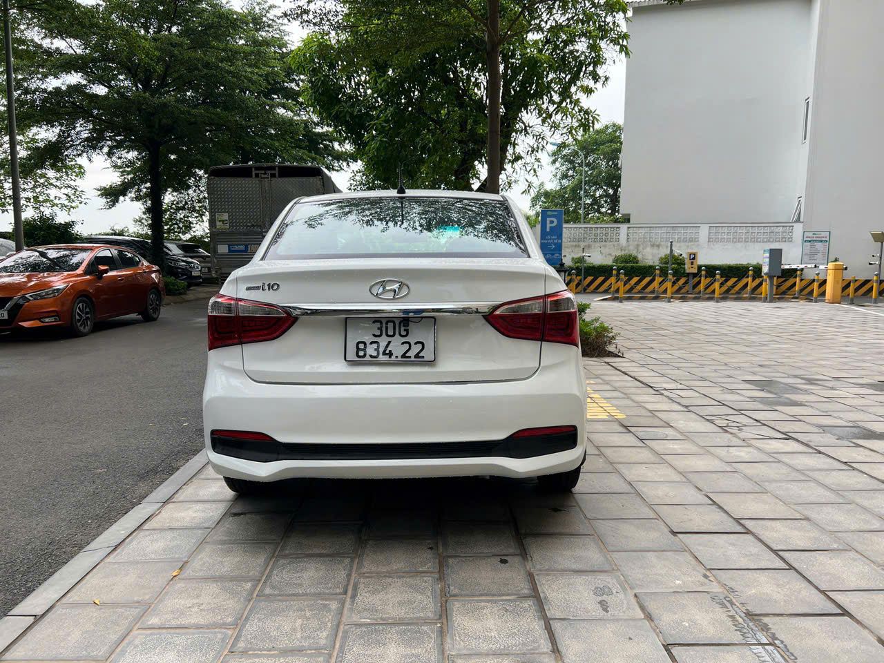 1758678457308