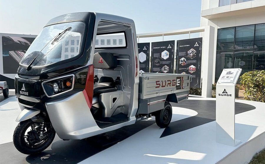 Surge S32