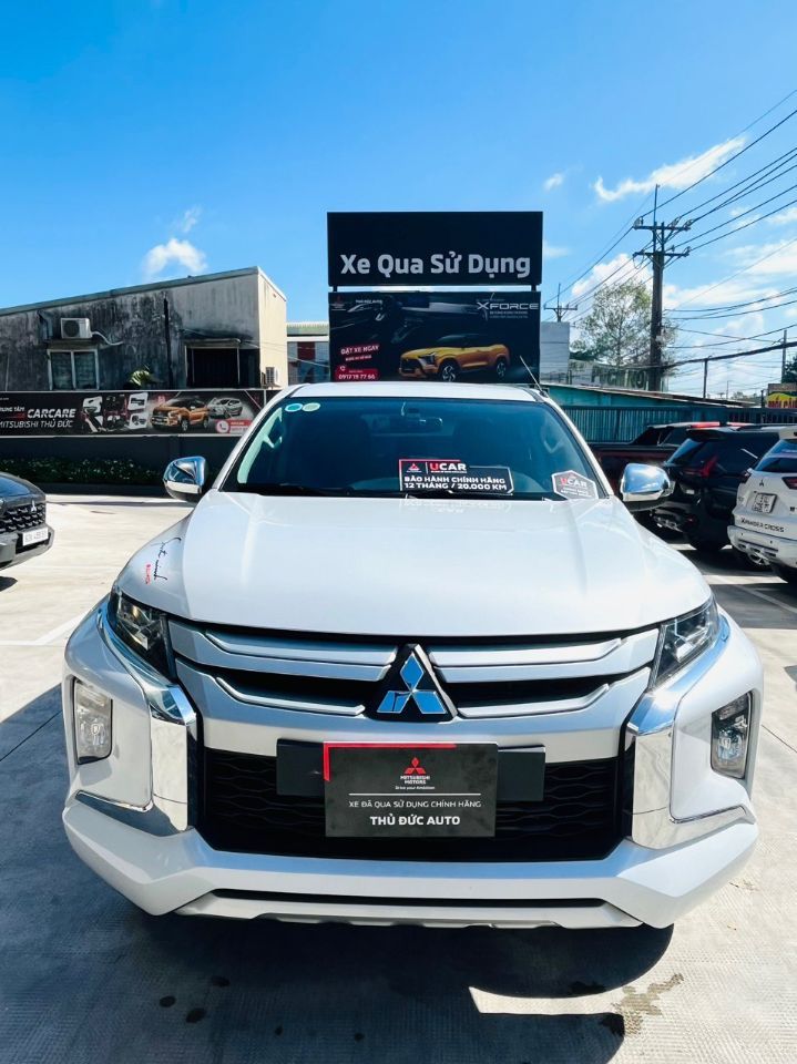 Cọp chiến lại về Mitsubishi Triton GLX 2021
