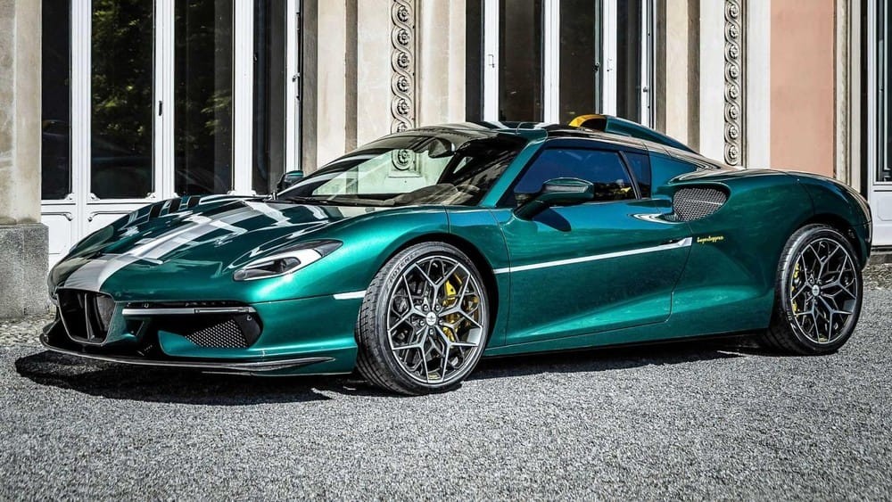 Phía trước của Touring Superleggera Arese RH95 Phía trước của Touring Superleggera Arese RH95