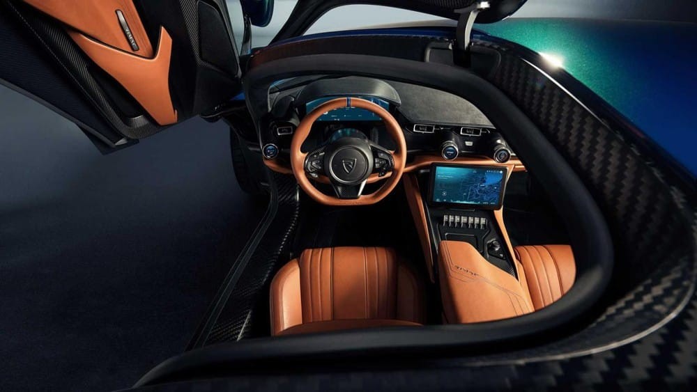 Góc nhìn khác vào nội thất của Rimac Nevera Góc nhìn khác vào nội thất của Rimac Nevera