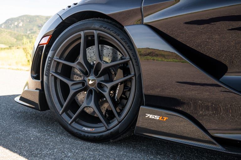 bánh xe McLaren 765LT Spider 2022