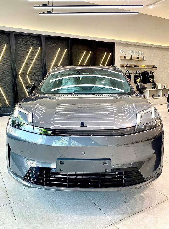 Lynk & Co 08 Pro - Halo