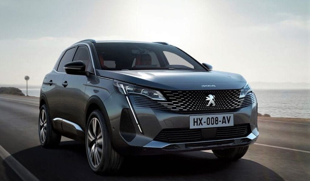 Chọn Peugeot 3008 AL 2021 hay Mazda CX-5 bản đủ, chỉ chênh nhau 30 triệu đồng?