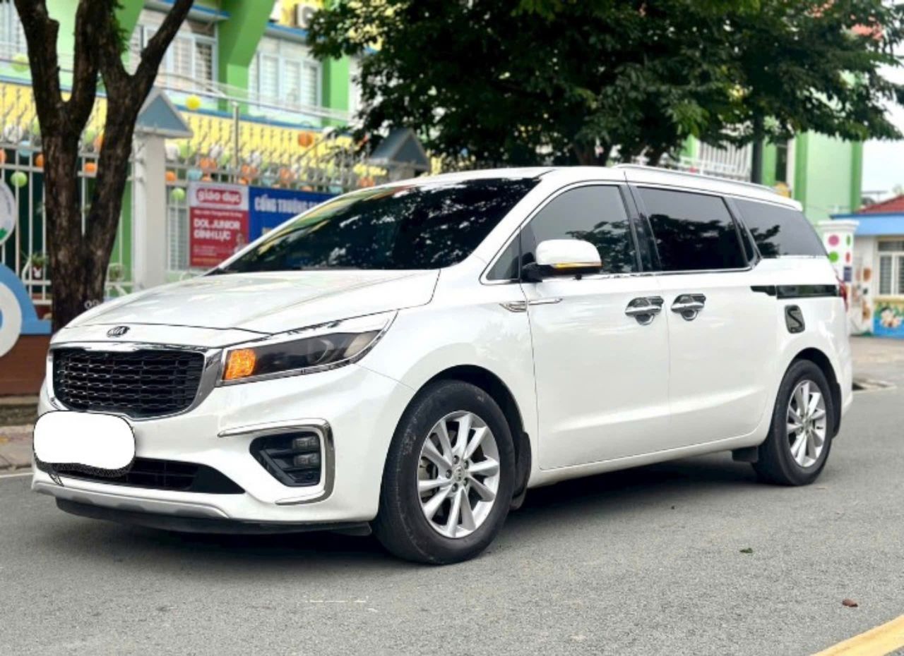 Cần Bán Xe Kia Sedona 2019 2.2d Tiêu Chuẩn