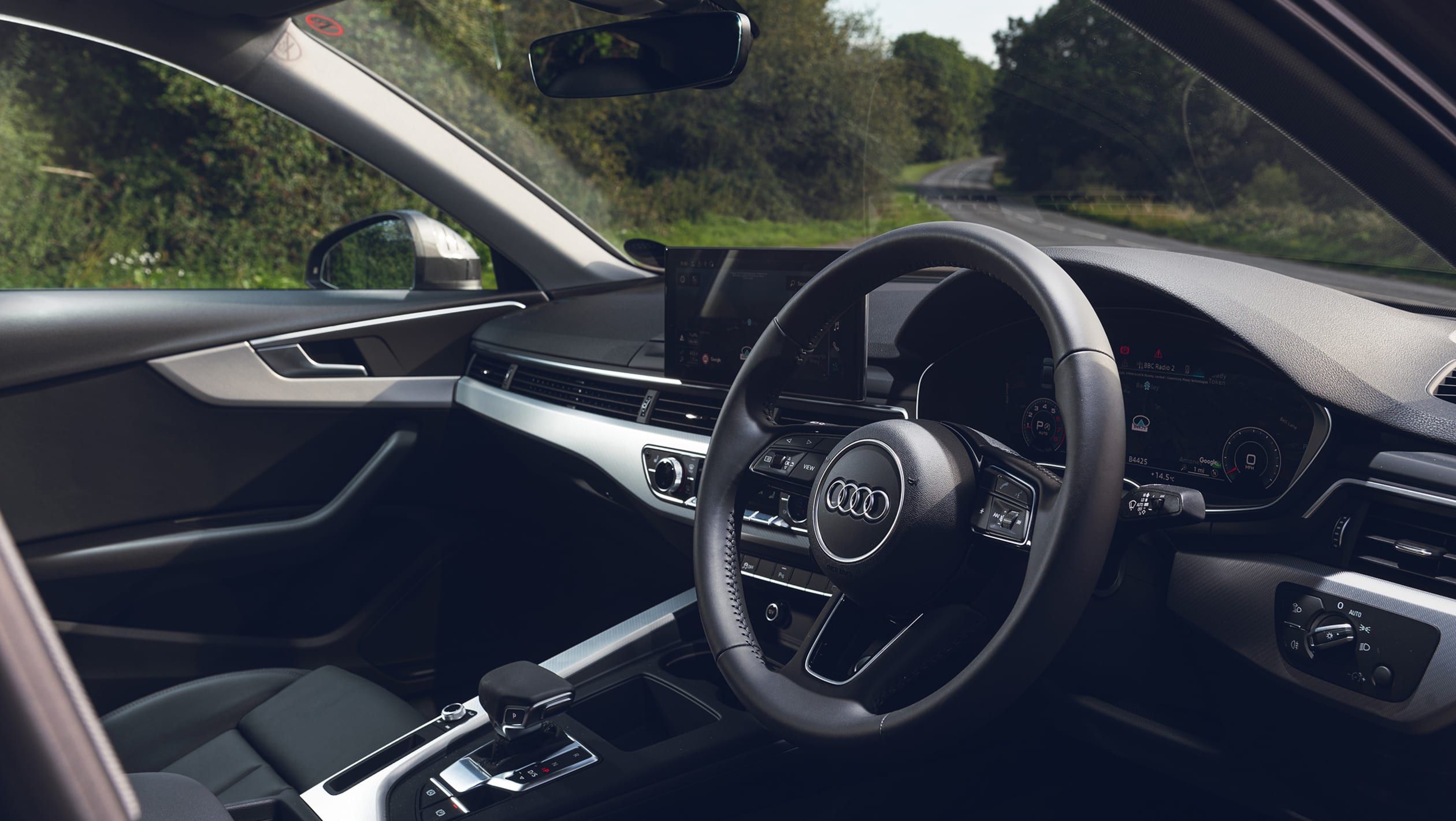 Phần nội thất Audi A4 không có quá nhiều thay đổi