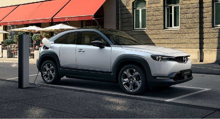thân xe Mazda MX 30 R-EV