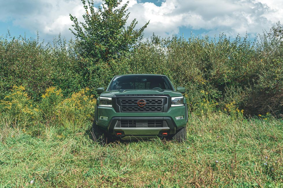 Thông số Nissan Frontier 2022