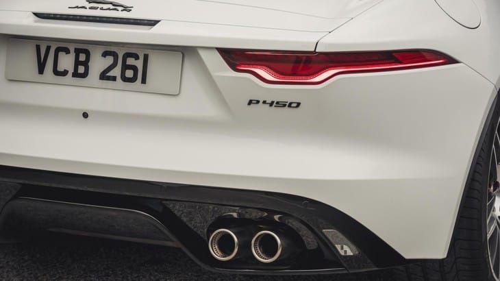 Jaguar F-Type 2022 P450-5