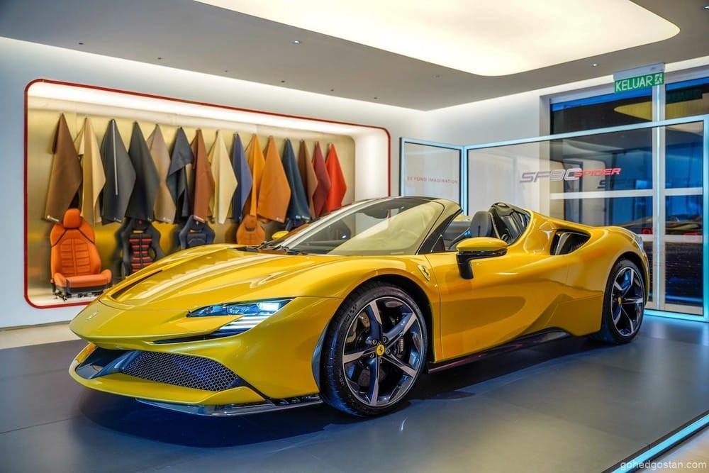 SF90 Spider cũng đang là chiếc siêu xe mui trần mạnh nhất của Ferrari