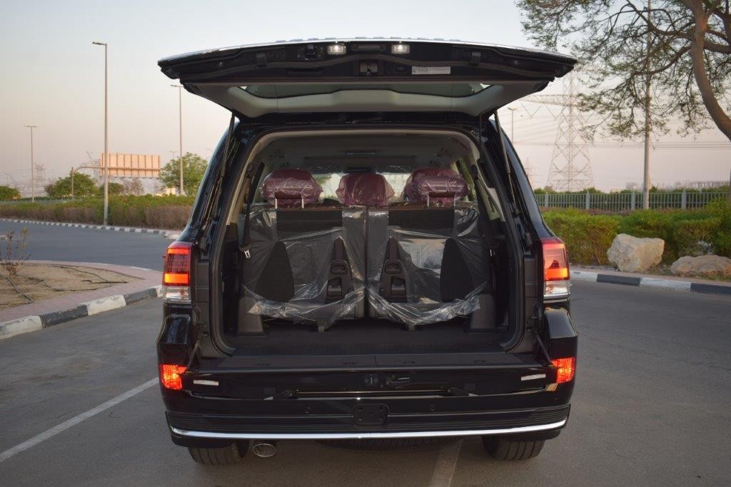 TOYOTA LAND CRUISER 2021-8