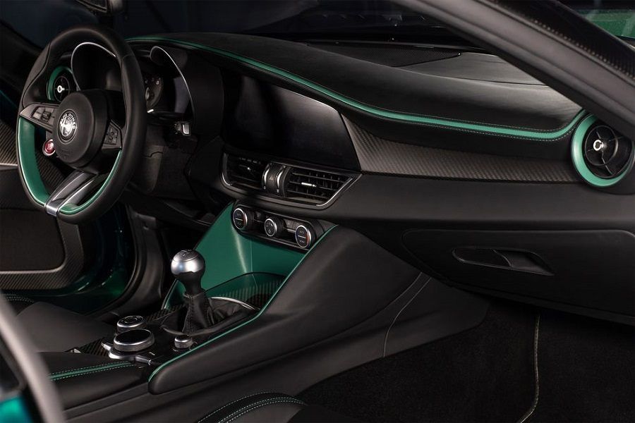 Nội thất Alfa Romeo Giulia SWB Zagato