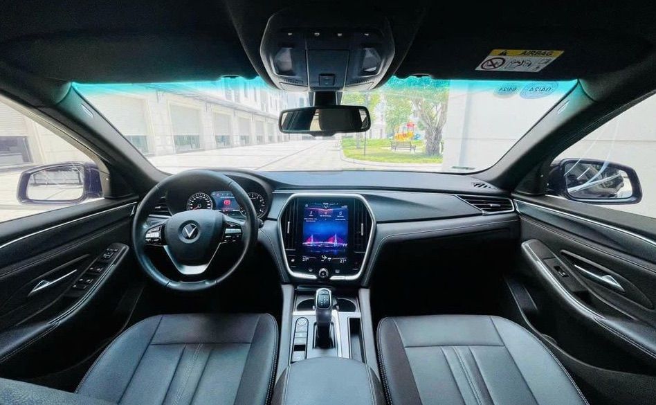 Em cần bán Vinfast Lux A Plus 2021