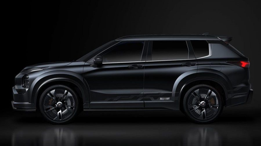 thân xe Mitsubishi Outlander Ralliart 2023