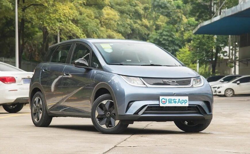 BYD Dolphin 2024 ra mắt: Pin lớn hơn, giá thấp hơn