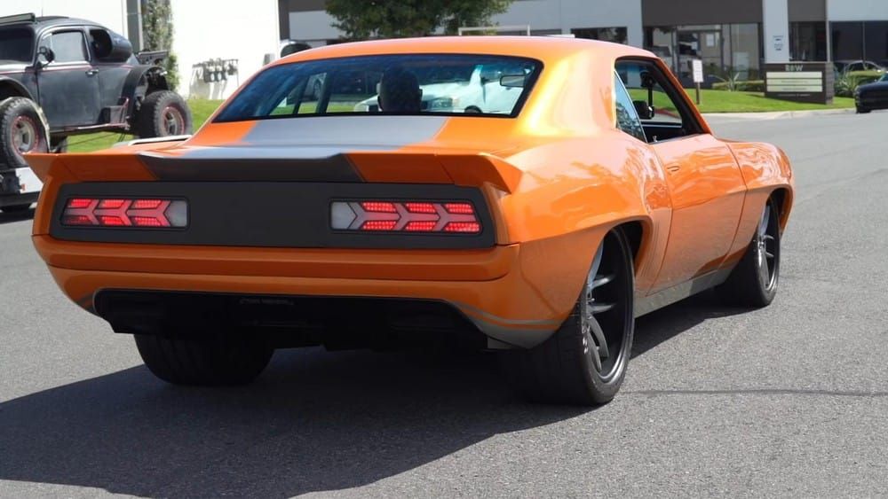 Ngắm chiếc Chevrolet Camaro 1969 phục chế kiêm độ mạnh 730 mã lực
