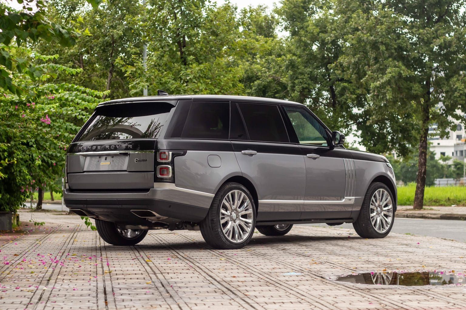Range Rover SVAutobiography LWB 2020 Ngoại thất RANGE ROVER SV AUTOBIOGRAPHY 3.0 LWB 2021-2.jpg
