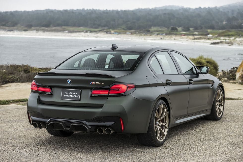 Giá xe BMW M5 CS 2022