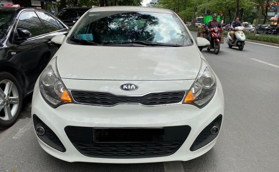 Cần bán Kia Rio 2014 Hatchback cũ
