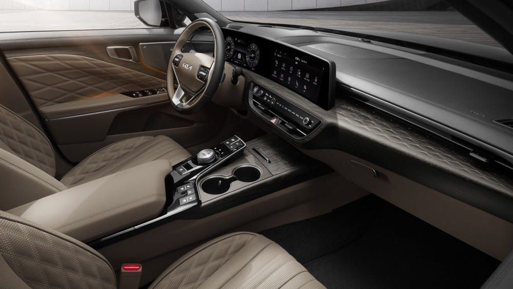 Kia K8 2022 được bọc da sang trọng Kia K8 2022 được bọc da sang trọng