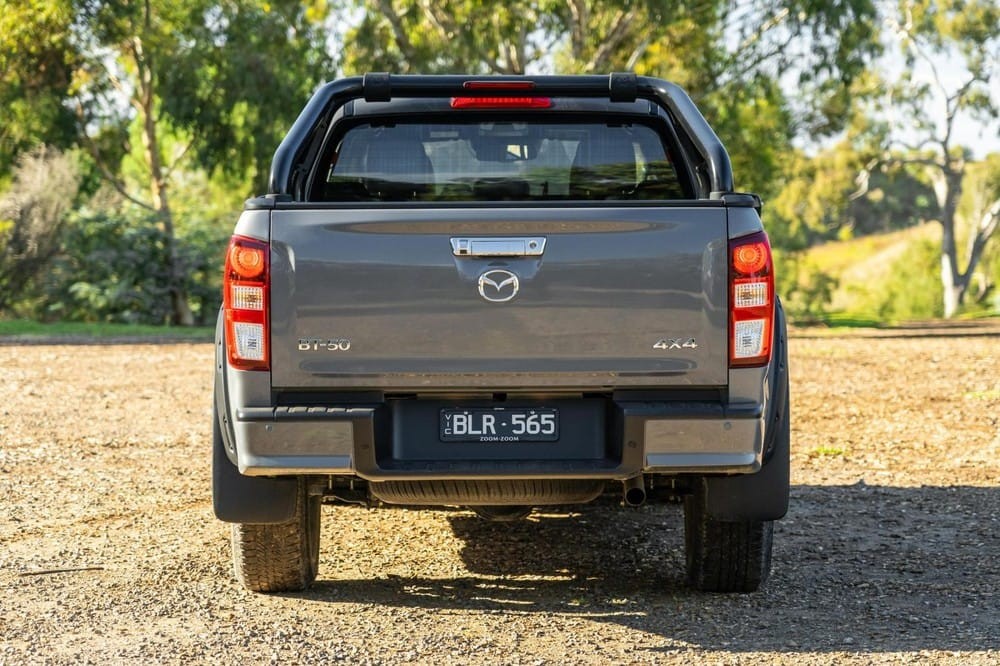 Mazda BT-50 Thunder 2021 có hệ dẫn động 4 bánh