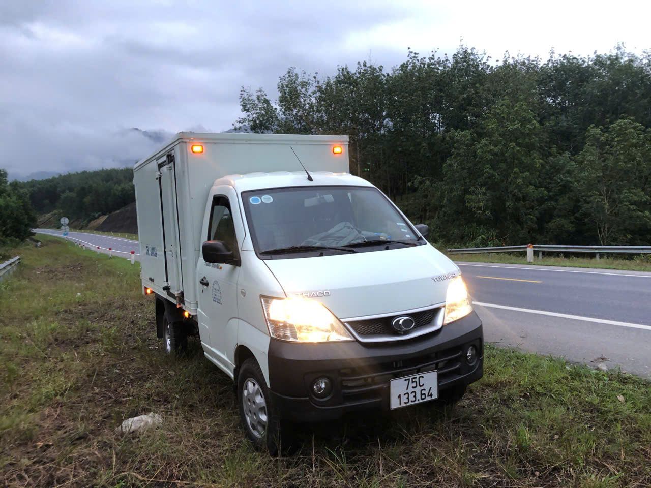 Chính chủ cần bán nhanh Xe thaco 900kg đời 2023