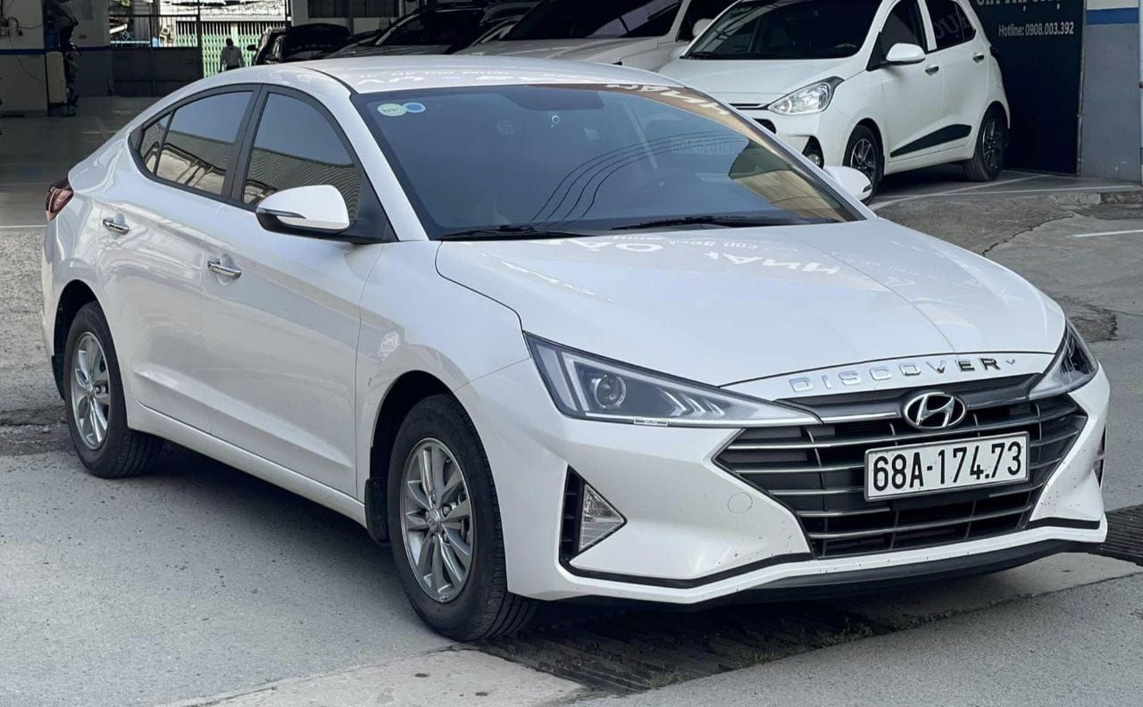 Hyundai Elantra 16MT 2020