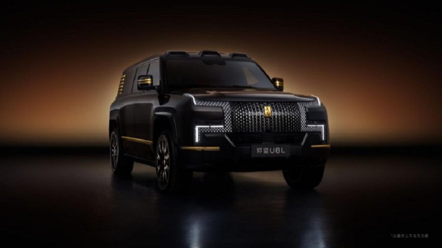 BYD Yangwang U8L Dingshi Edition