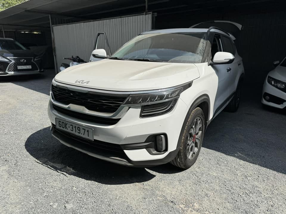 Kia Seltos 2023 siêu lướt