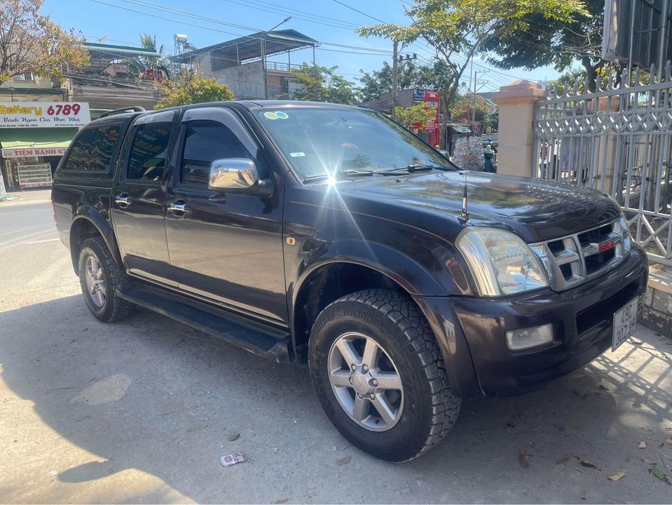 Bán tải insuzu Dmax 2 cầu số tự động