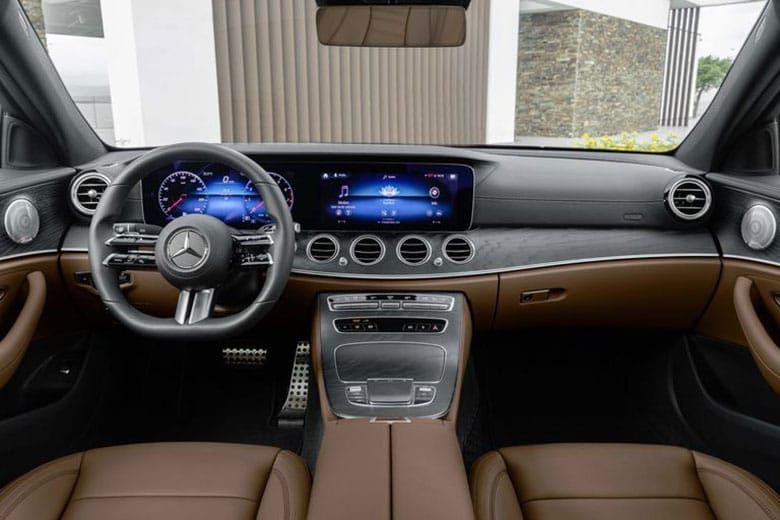 Đánh giá xe Mercedes-Benz E-Class 2021-4
