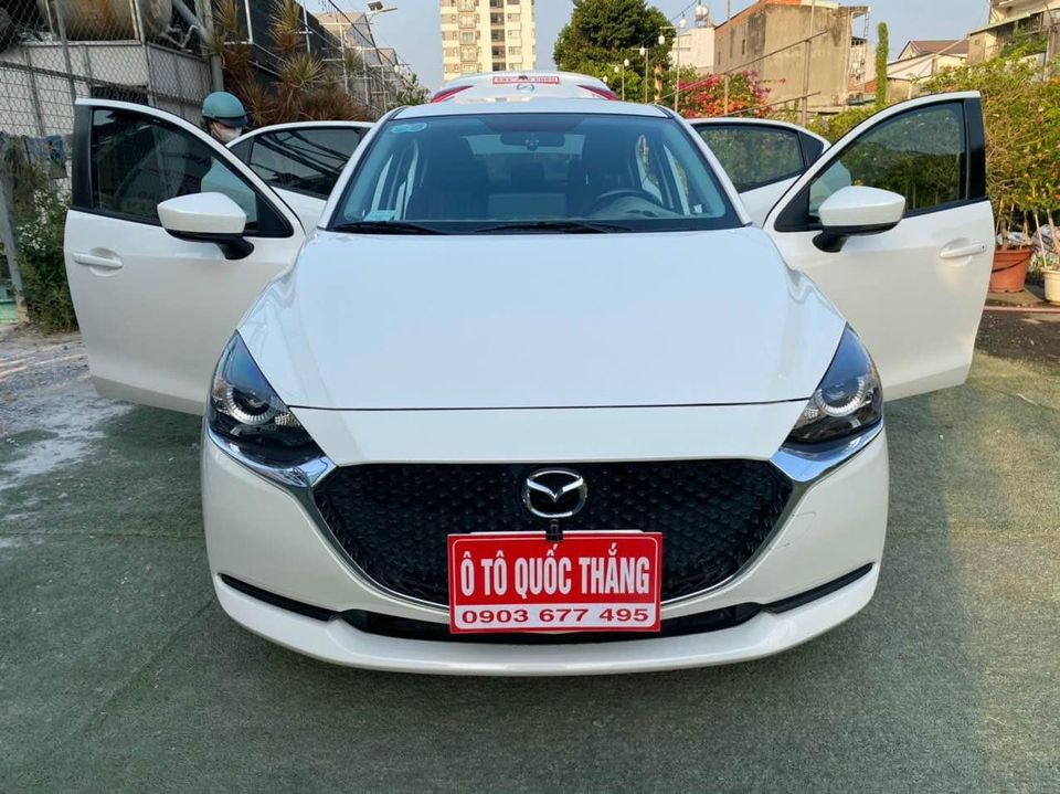Mazda 2 2022 số tự động
