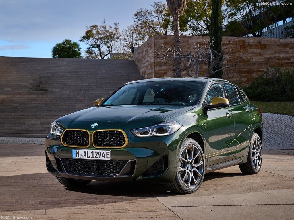BMW X2 GoldPlay Edition 2023 phiên bản vàng giới hạn