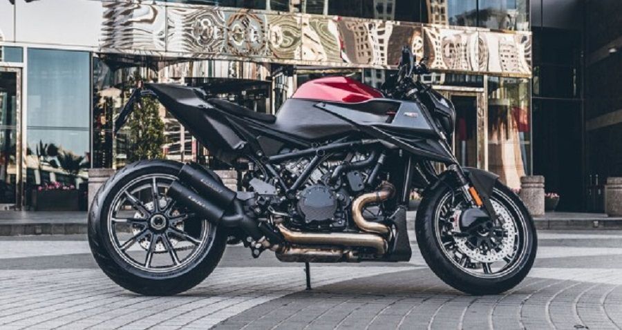 Thân xe Brabus 1300 R