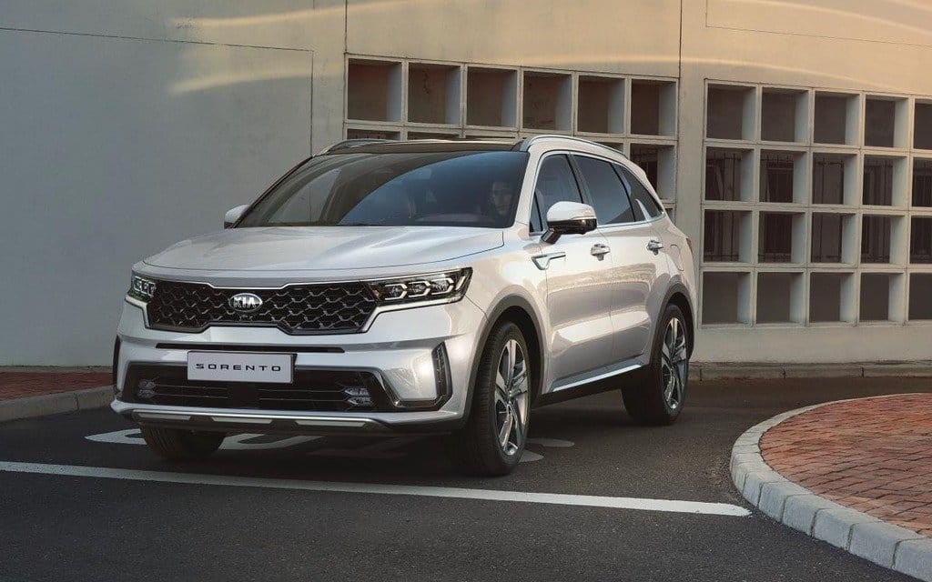 Kia Sorento 2021: Giá xe, thông số, đánh giá mới nhất 12/2020