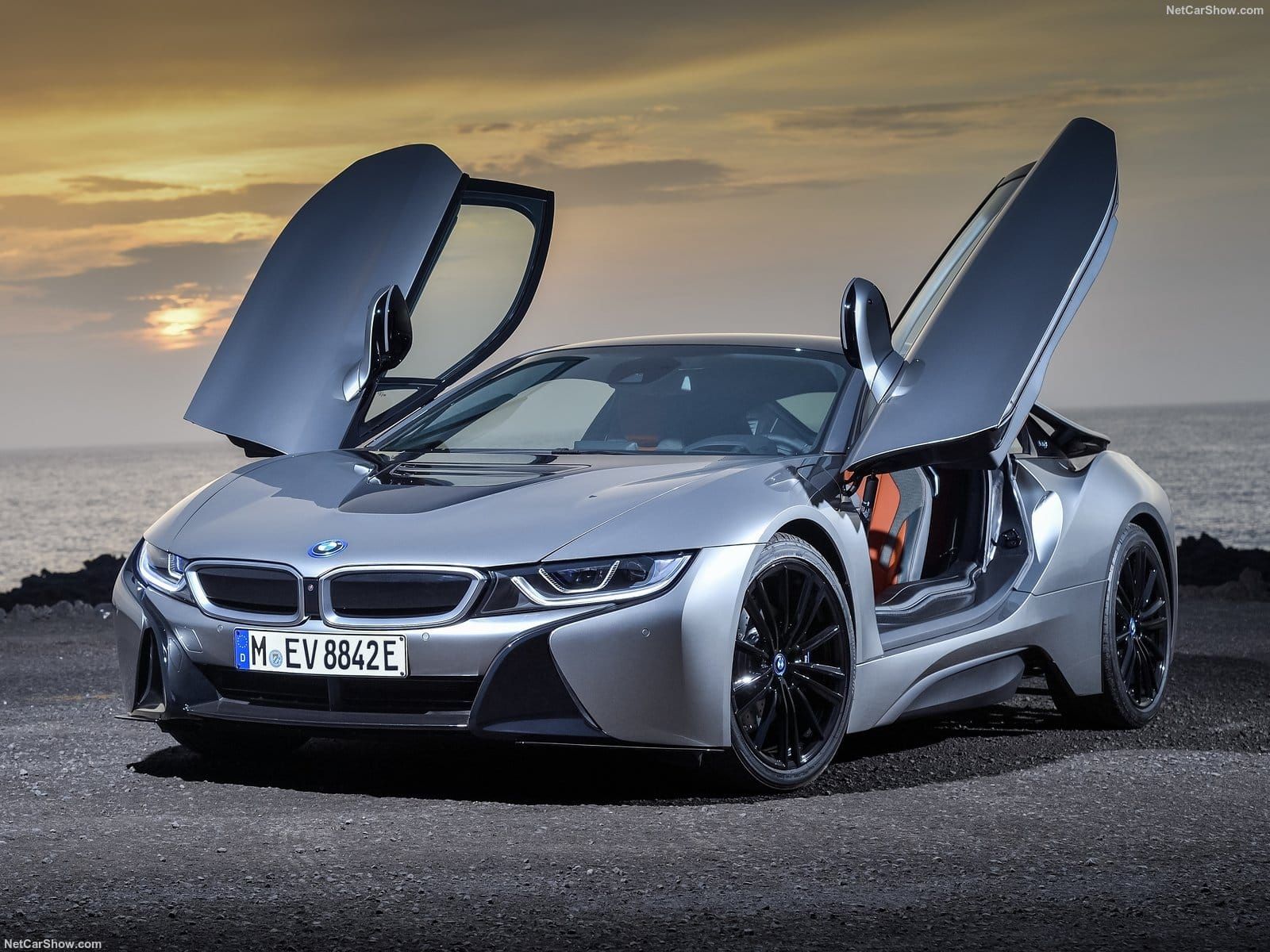Đánh giá chi tiết xe BMW i8 2020: Giá, thông số kỹ thuật