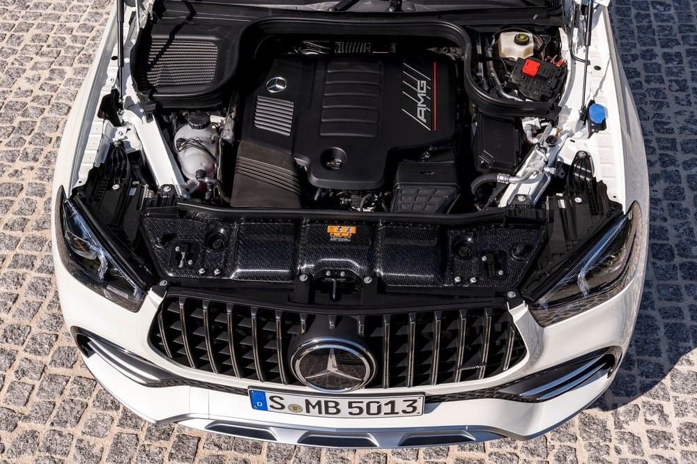 Động cơ thế hệ mới giúp Mercedes-AMG GLE 53 4Matic+ Coupe 2021 có sức mạnh sánh ngang với những nhiều mẫu xe thể thao V8. Động cơ thế hệ mới giúp Mercedes-AMG GLE 53 4Matic+ Coupe 2021 có sức mạnh sánh ngang với những nhiều mẫu xe thể thao V8.