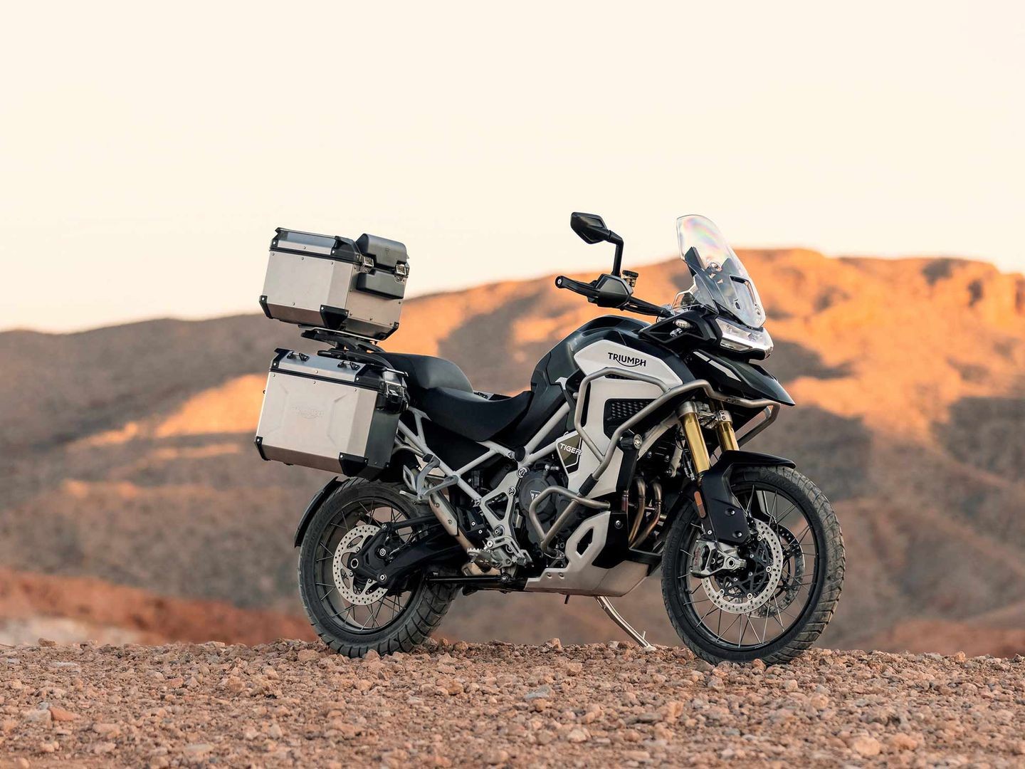 Giá xe Triumph Tiger 1200 2022