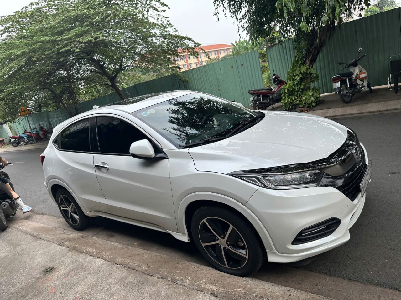 BÁN HONDA HR-V L – XE ĐẸP, CHÍNH CHỦ, GIÁ CHỈ 650 TRIỆU