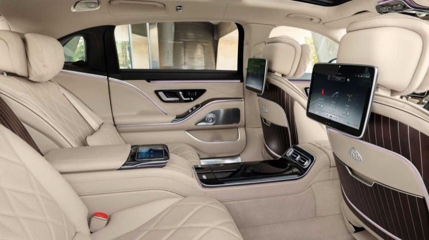 Hàng ghế sau của Mercedes-Maybach S680 2021 Hàng ghế sau của Mercedes-Maybach S680 2021