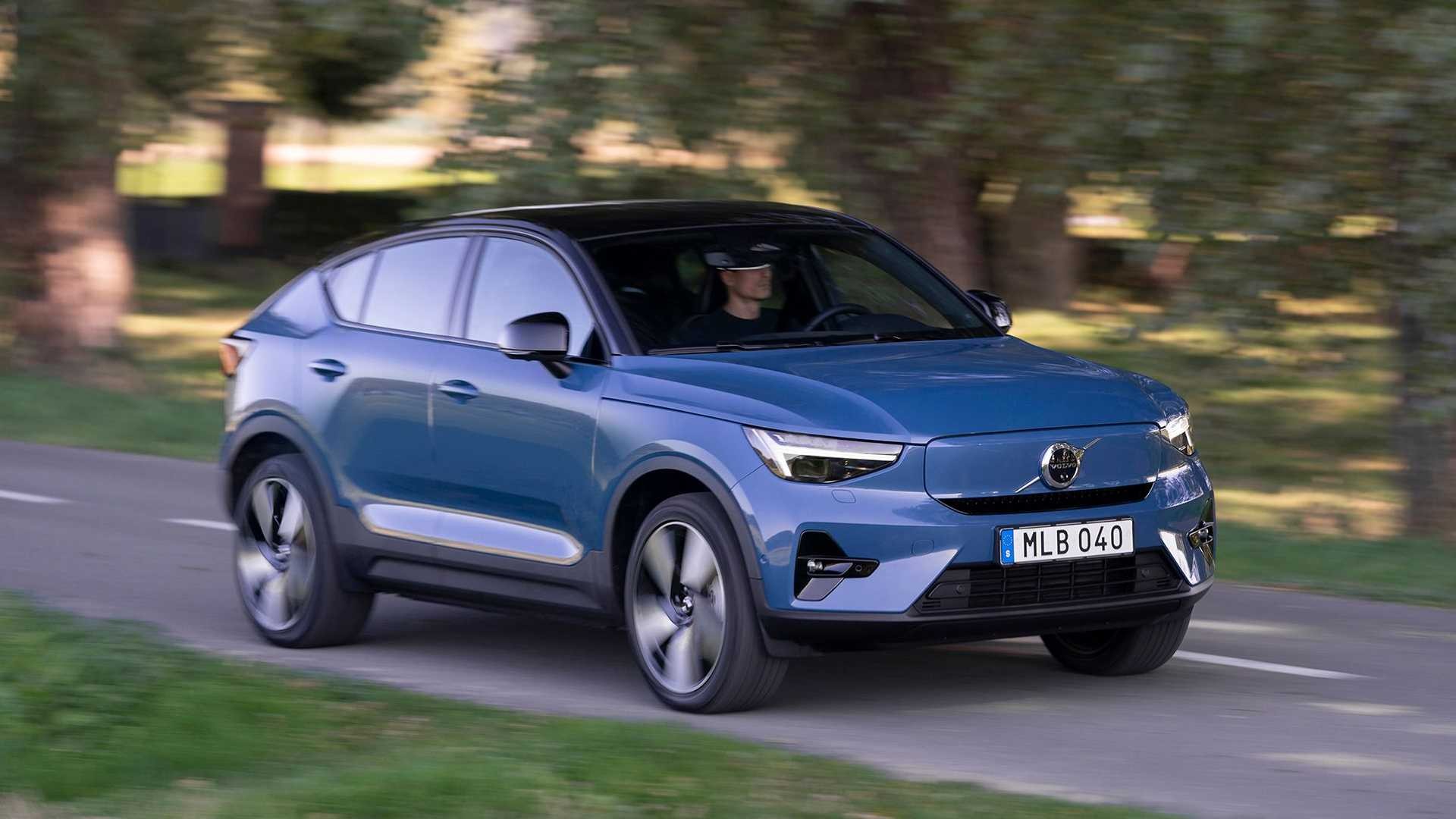 Giá xe Volvo C40 Recharge 2022