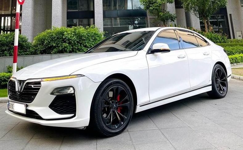 Bán Vinfast Lux A Base lướt