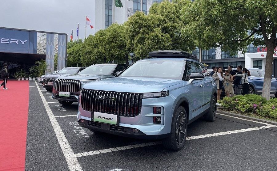 Jaecoo J7: Liệu Có Chinh Phục Được Cô Nàng Cá Tính?