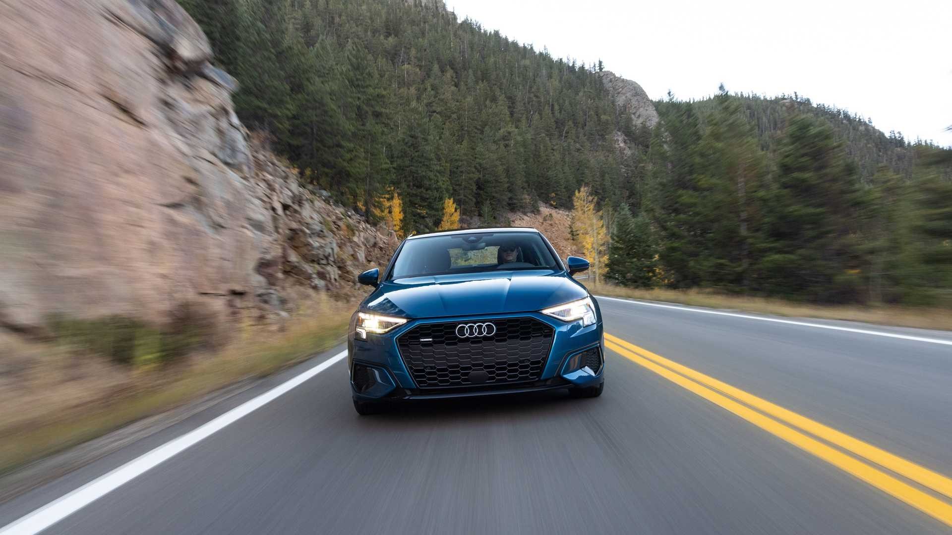 Giá xe Audi A3 2022