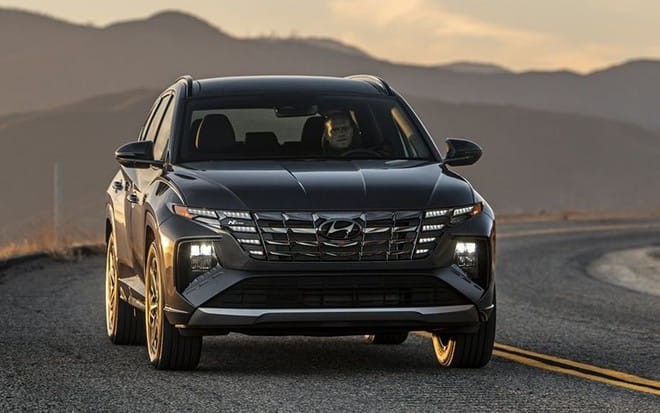 Hyundai Tucson 2022 ra mắt với hai phiên bản, giá từ 704 triệu đồng