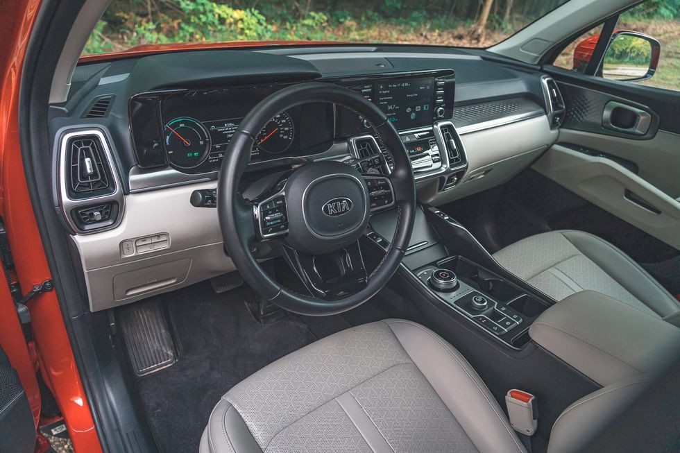 Nội thất phiên bản Hybrid