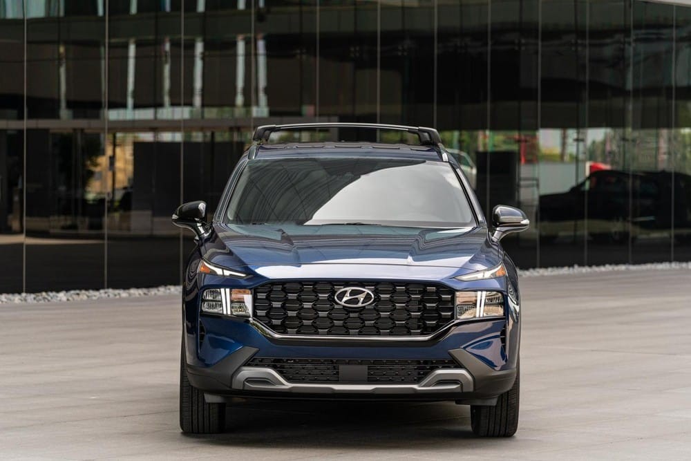 Hyundai Santa Fe XRT 2022 dùng động cơ xăng 2.5L Hyundai Santa Fe XRT 2022 dùng động cơ xăng 2.5L