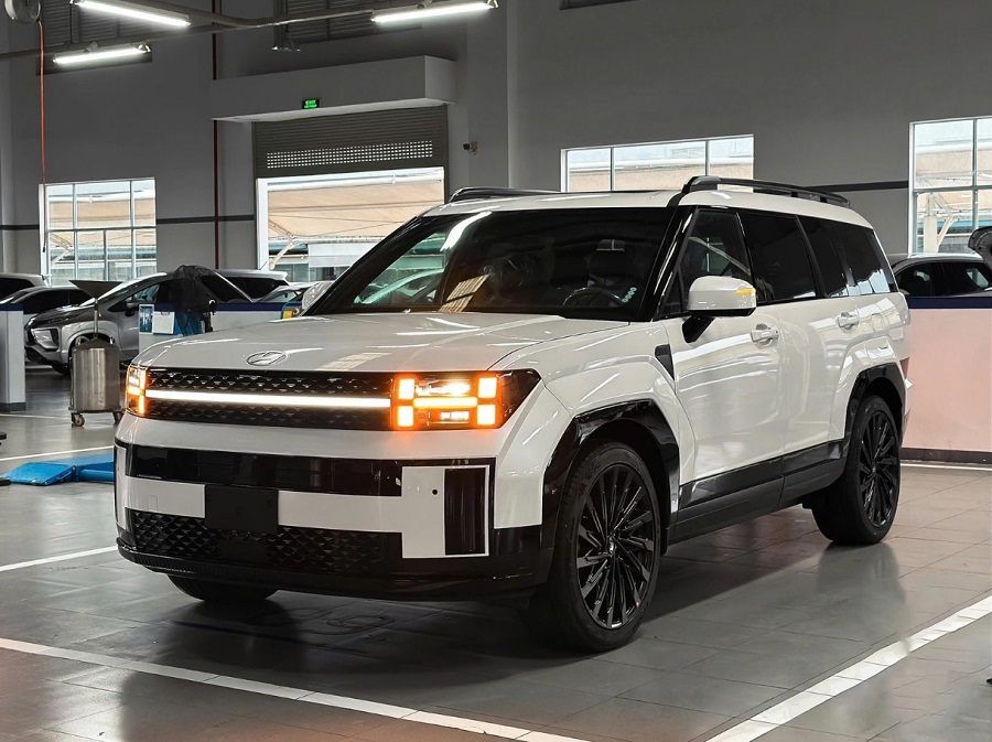 Hyundai Santa Fe 2025