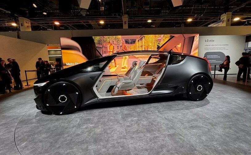 LG trình làng mẫu xe tương lai Alpha-Able và Bon Voyage