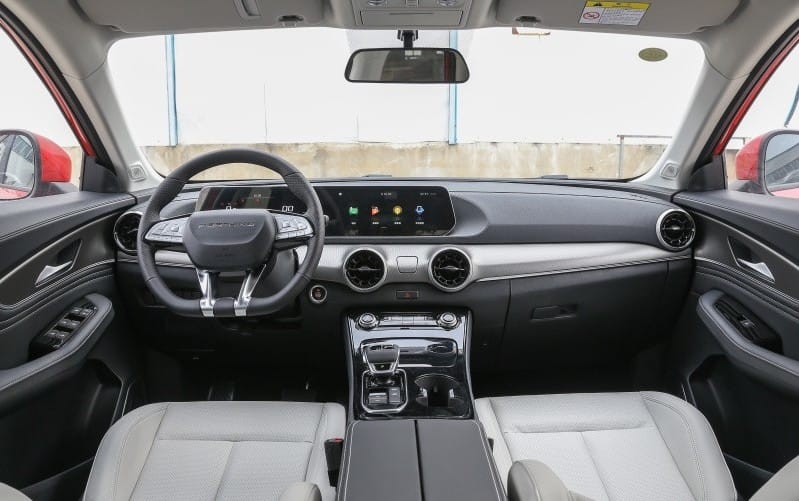 Nội thất bên trong Dongfeng Fengxing T5 EVO